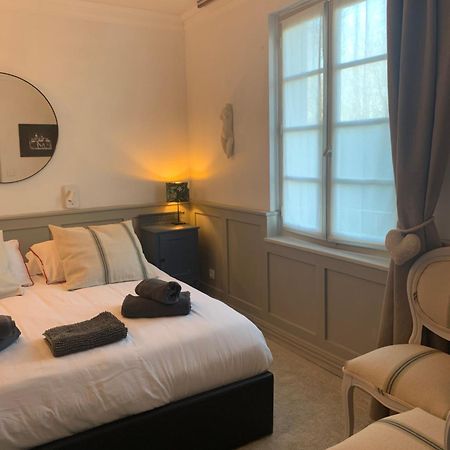 Petit Boudoir The Riverside Retreat Triac-Lautrait Exterior foto