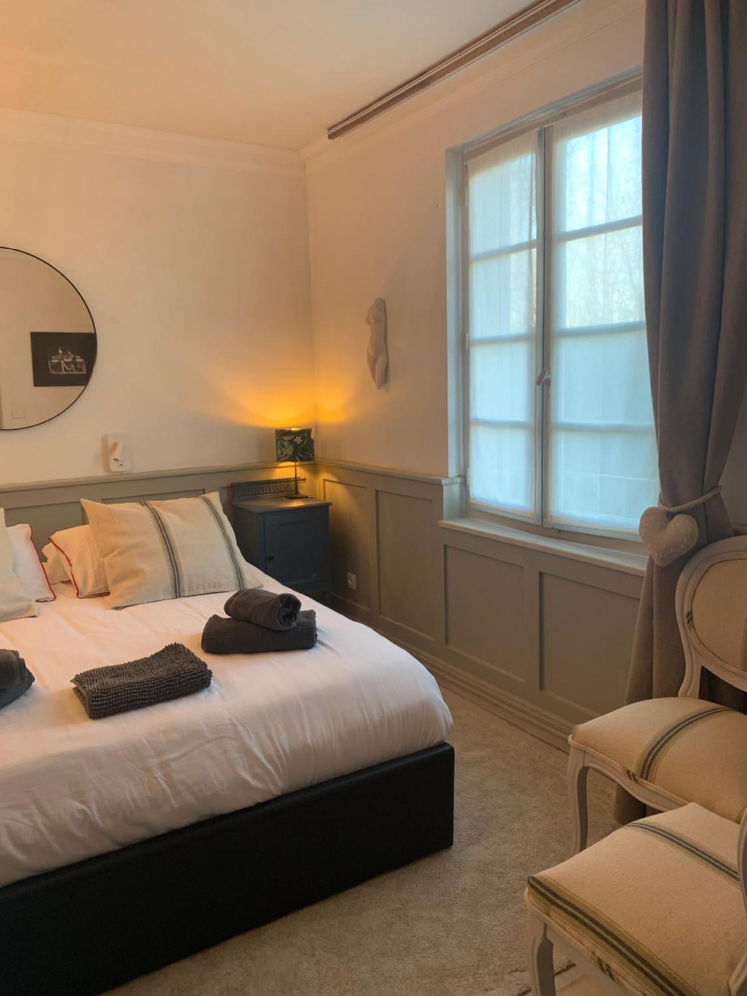 Petit Boudoir The Riverside Retreat Triac-Lautrait Exterior foto